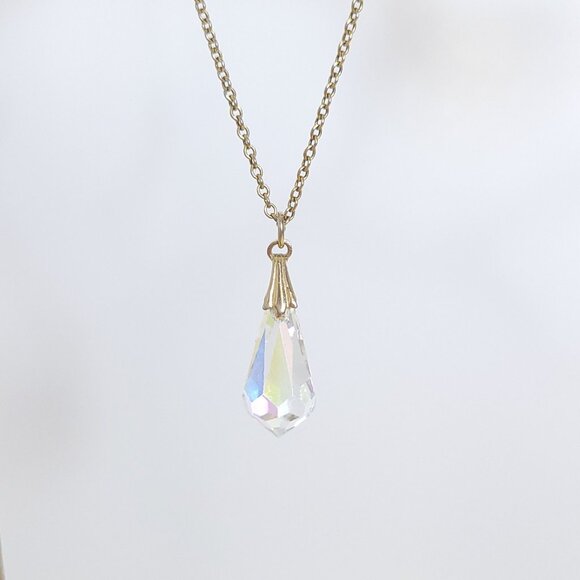 Vintage Sarah Coventry Gold Tone Teardrop Pendant Necklace 19 inches long - Picture 9 of 14